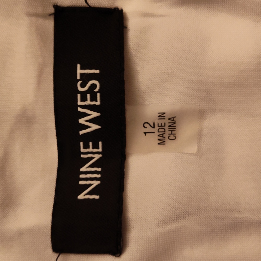 Dress - Picture 5 of 6